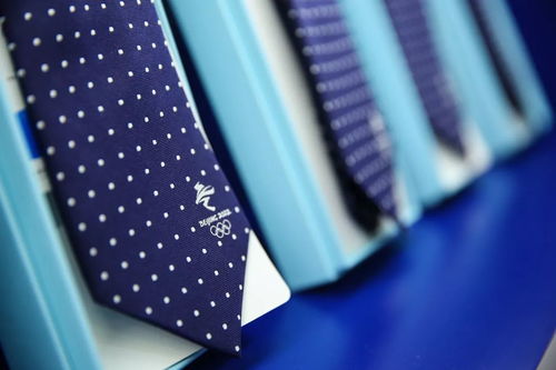 首批北京冬奧會特許商品零售店開業,王府井工美大廈店賣火了