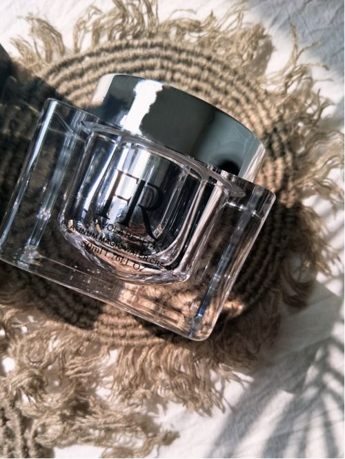 藏不住了,這幾款抗老護膚品被發(fā)現(xiàn)了,堅持用肌膚緊致皺紋都沒了